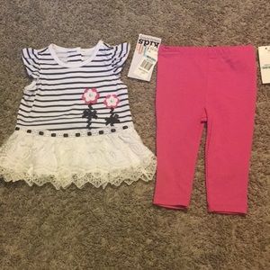 2 piece girls set.